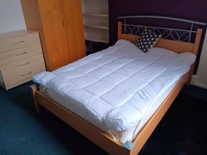 Photo 5- click for photo gallery